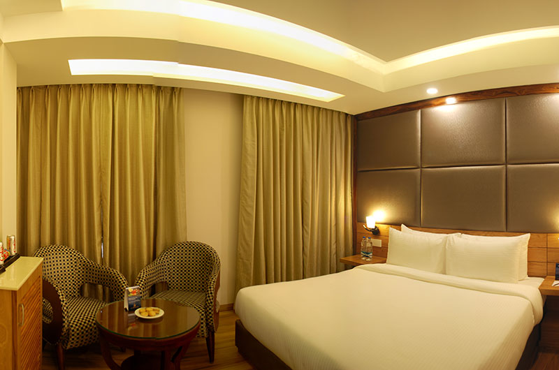Glades Hotel-Premium Room2